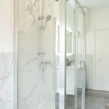 Royal - Lejlighed Lecco